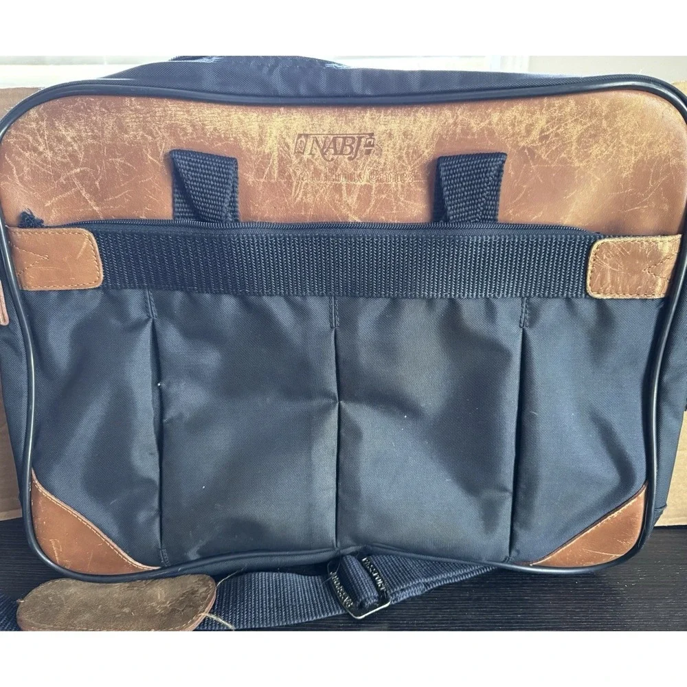 Passport Carry On Messenger Laptop Nylon Leather Briefcase w/Shoulder Strap